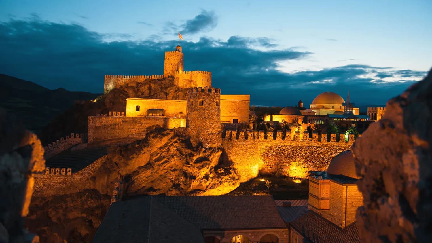 Travel in Georgia: The Ultimate Day Trip to Vardzia, Rabati, and Borjomi