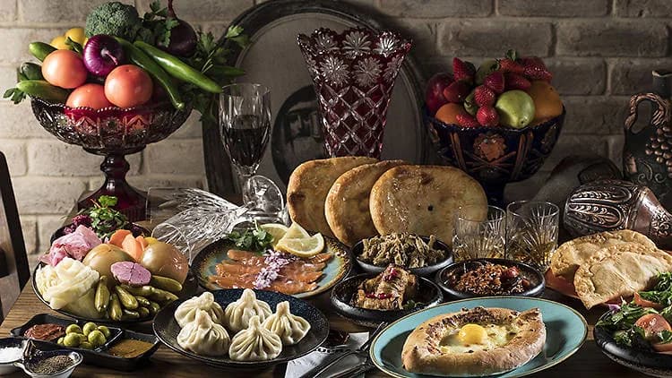 Georgian Food Guide: 12 Dishes You Must Try on Your Trip