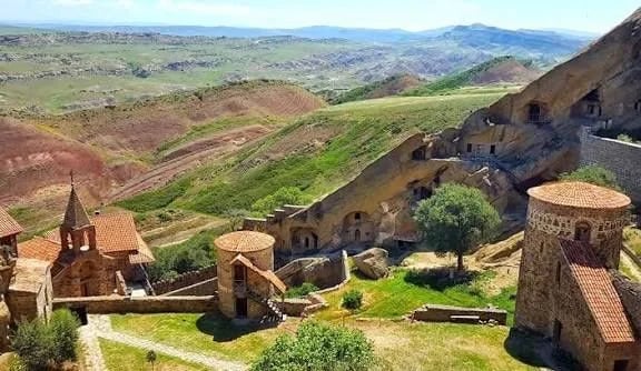 From Tbilisi to David Gareja Rainbow Mountains & Day trip - photo 2
