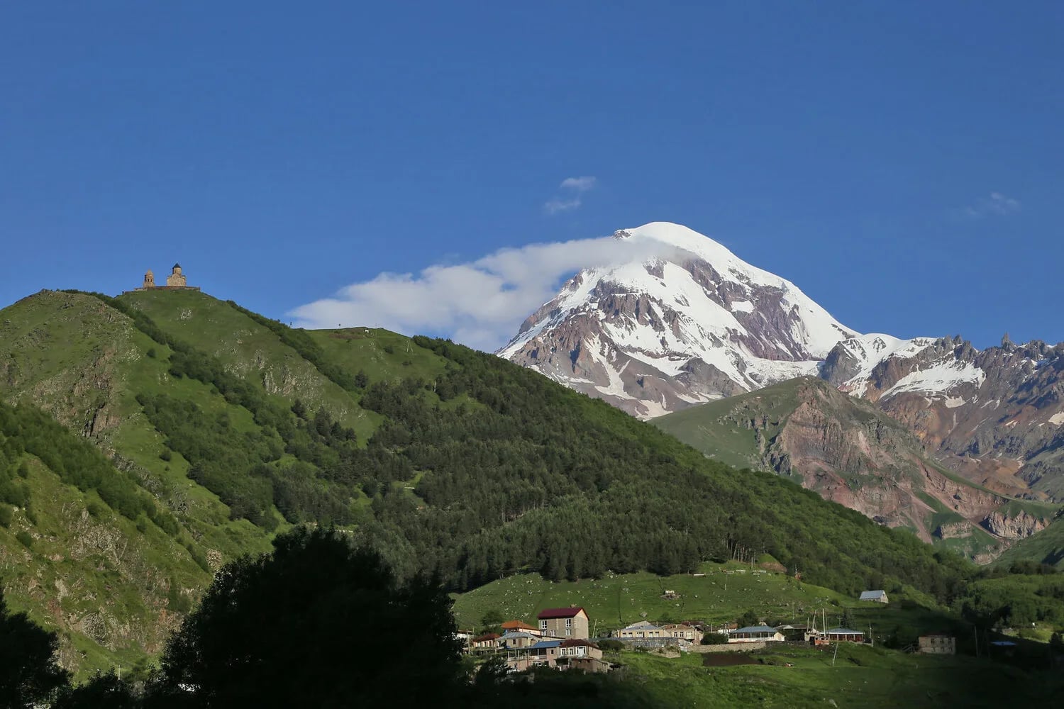 Kazbegi Tour From Tbilisi and visit Ananuri Gudauri and Zhinvali - photo 3